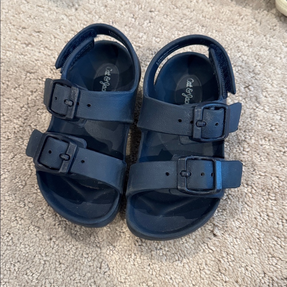 Toddler Boys Sandals Size 6 by Cat & Jack